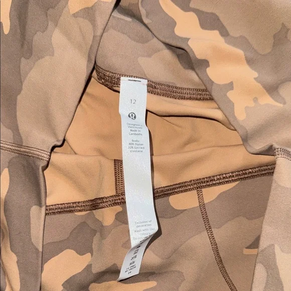 lululemon athletica Tan Camouflage Leggings - Picture 2 of 2